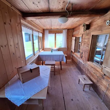 Apartment In Altem Dalaas